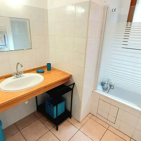 Comfortable House With Nice Garden In Dom wakacyjny
