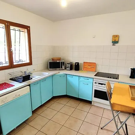 Comfortable House With Nice Garden In * Audenge